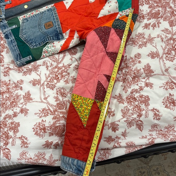 Upcycled Vintage Quilt and Carhartt Denim Jacket - Picture 12 of 12